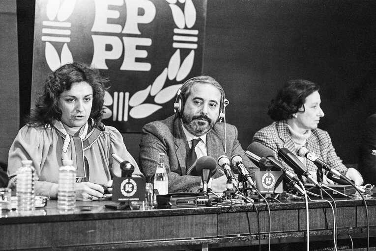 Photo 15 : Press point at the European Parliament in Brussels after the hearing of Judge Falcone