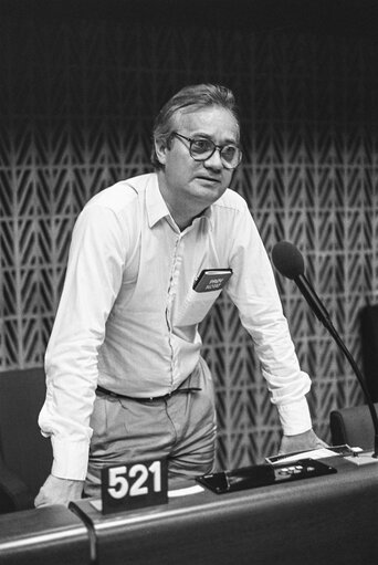 Portrait of MEP Jens Peter BONDE during his speech at the plenary session