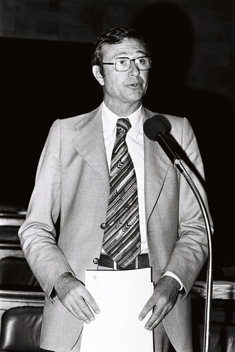 Photo 46 : Plenary session Luxembourg july 1976