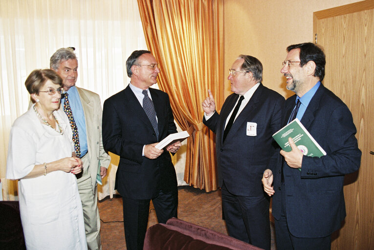 Klaus HANSCH EP President meets  with Karel VASAK.