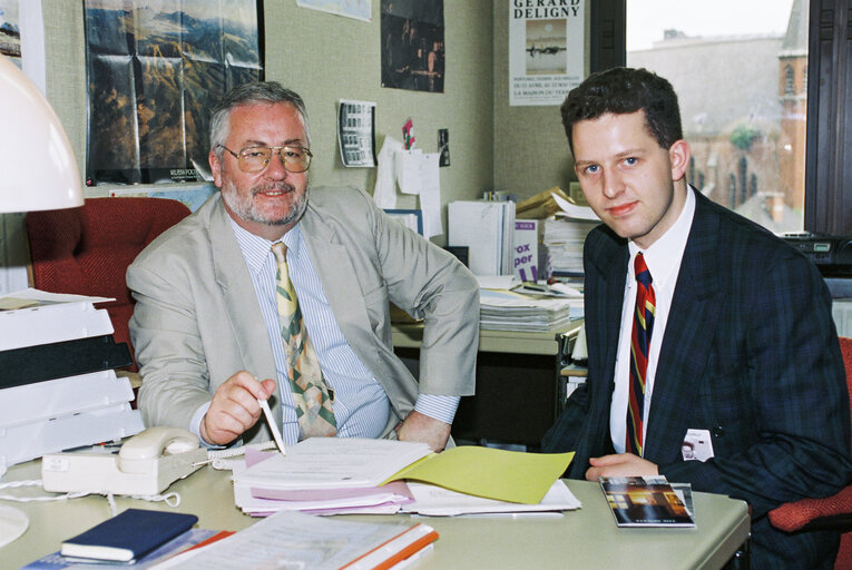 MEP Hugh KERR with a guest in Brussels