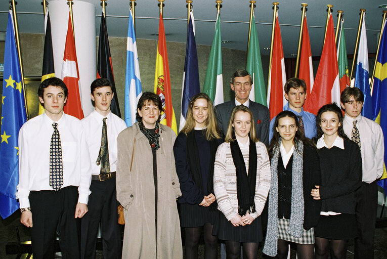 Fotografie 5: MEP Richard ASHWORTH with  guests in Brussels