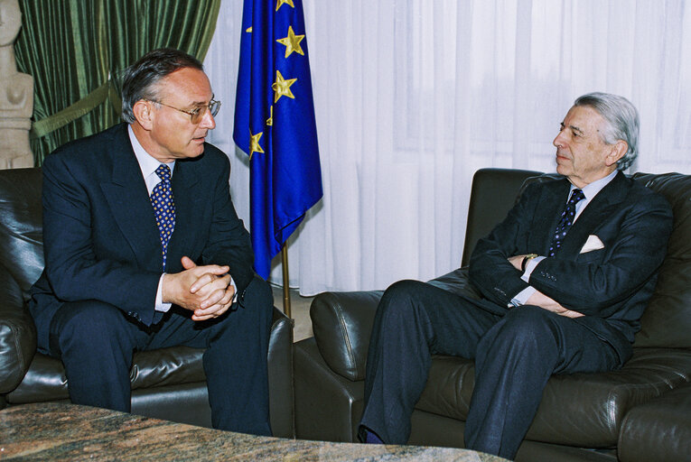 Fotografie 12: EP President receives a guest in Strasbourg