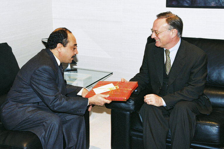 Foto 5: EP President meets with an Ambassador in Brussels