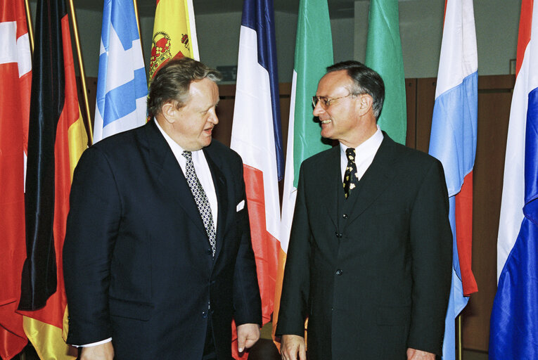 Foto 19: The President of Finland makes an official visit to the EP in Brussels