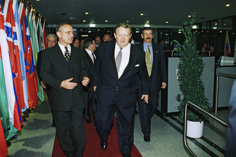 Foto 15: The President of Finland makes an official visit to the EP in Brussels