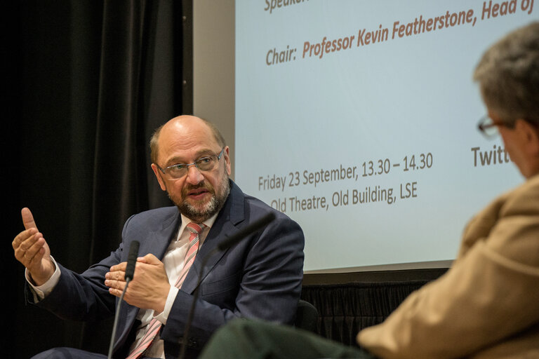 Photo 7: Martin SCHULZ - EP President's visit to the United Kingdom. Speech at LSE, Clement House.