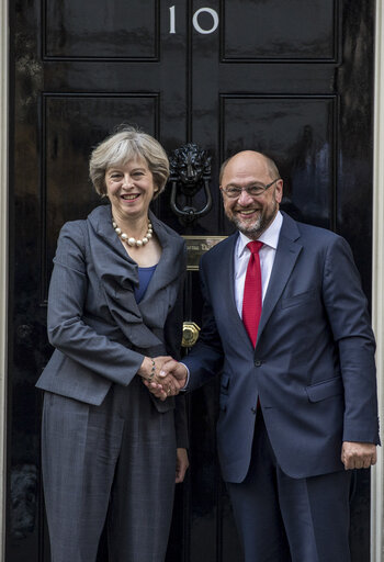 Photo 8: President of the European Parliament, Martin SCHULZ, meets with British Prime Minister, Theresa MAY, at number 10 Downing Street on September 22, 2016