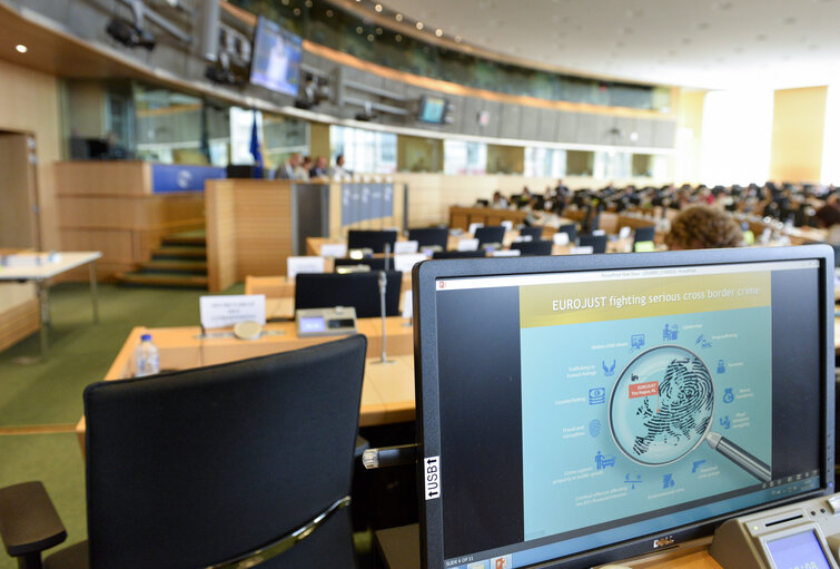 Foto 8: Eurojust Annual Report for the LIBE committee