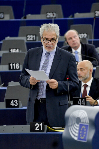 Photo 5: Plenary session week 37 2016 in Strasbourg - Debates on cases of breaches of human rights, democracy and the rule of law (Rule 135) - Philippines