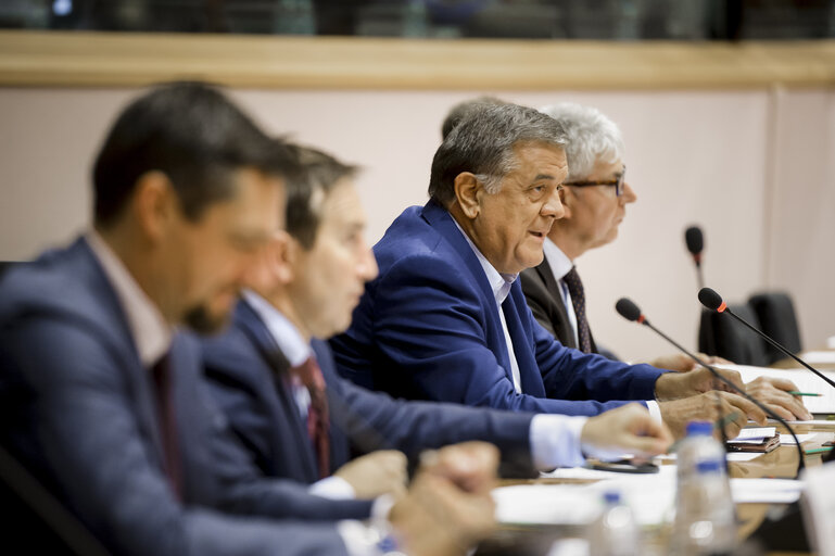 Fotogrāfija 1: Annual Meeting of EU Ambassadors and Members of the European Parliament. ' Support to democracy in third countries: the EU's added value ' Opening debate on ' Communicating Europe in third countries '