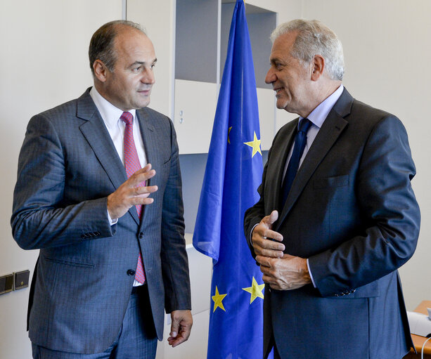 Photo 3: Dimitris AVRAMOPOULOS meets with Kosovo MFA Enver HOXHAJ