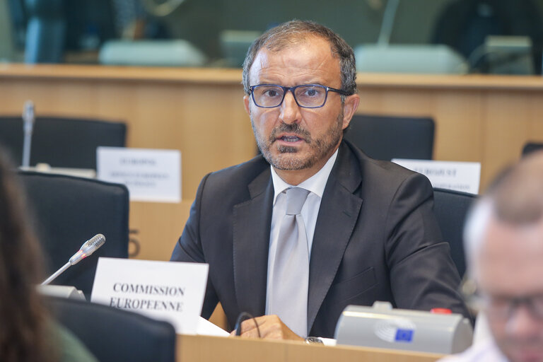 Fotografie 7: EP Committee on Civil Liberties, Justice and Home Affairs - The fight against terrorism and recent attacks in Member States. Exchange of views with  EU Counter-Terrorism Coordinator