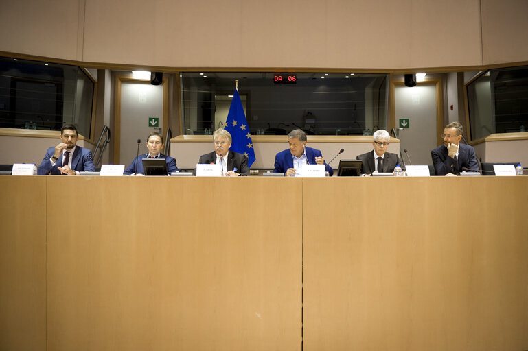 Fotogrāfija 20: Annual Meeting of EU Ambassadors and Members of the European Parliament. ' Support to democracy in third countries: the EU's added value ' Opening debate on ' Communicating Europe in third countries '