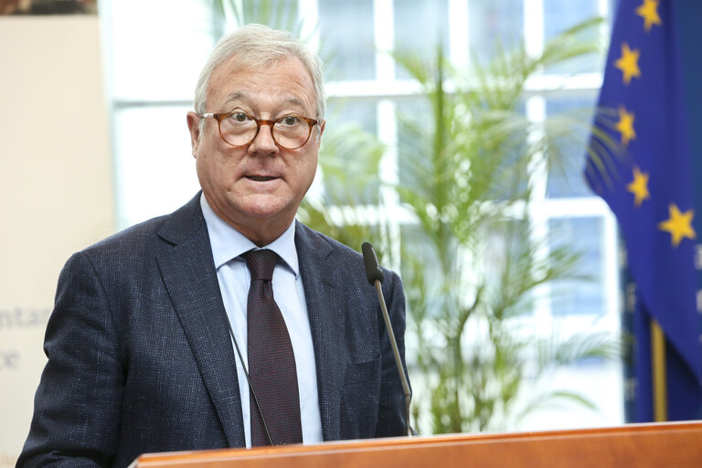 Fotogrāfija 12: EU cohesion: How can regions meet the demographic challenge?