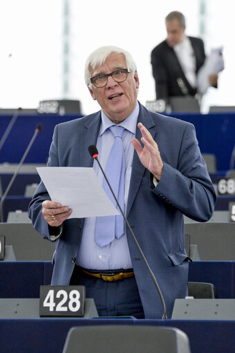 Photo 21: Plenary session week 37 2016 in Strasbourg - Debates on cases of breaches of human rights, democracy and the rule of law (Rule 135) - Zimbabwe