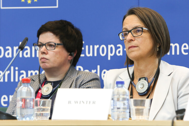 Fotogrāfija 10: EU cohesion: How can regions meet the demographic challenge?