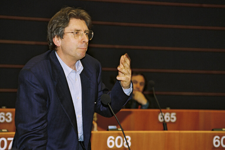 Valokuva 6: MEP Alexander LANGER during the plenary session at the European Parliament in Brussels.