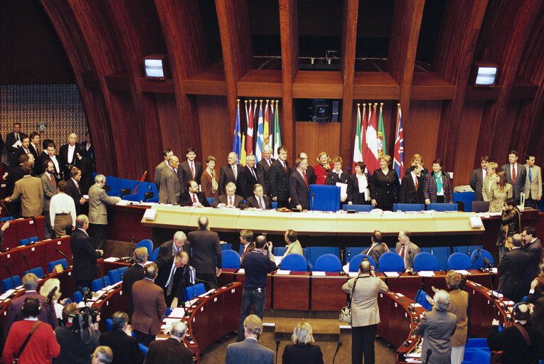 Fotografia 23: Arrival of the observers and MEPs for Sweden, Austria and FInland following the 1995 enlargement