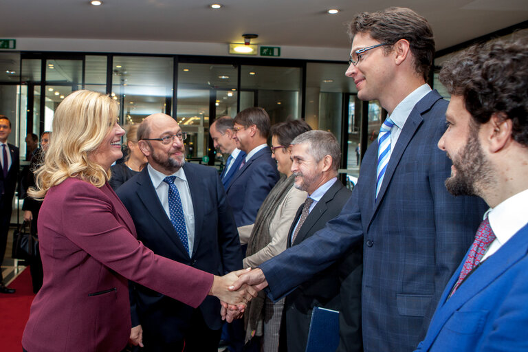 Fotografi 4: Martin SCHULZ - EP President welcomes Kolinda GRABAR-KITAROVIC, President of Croatia