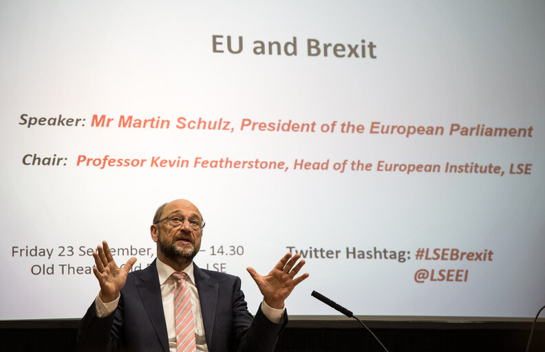 Photo 5: Martin SCHULZ - EP President's visit to the United Kingdom. Speech at LSE, Clement House.