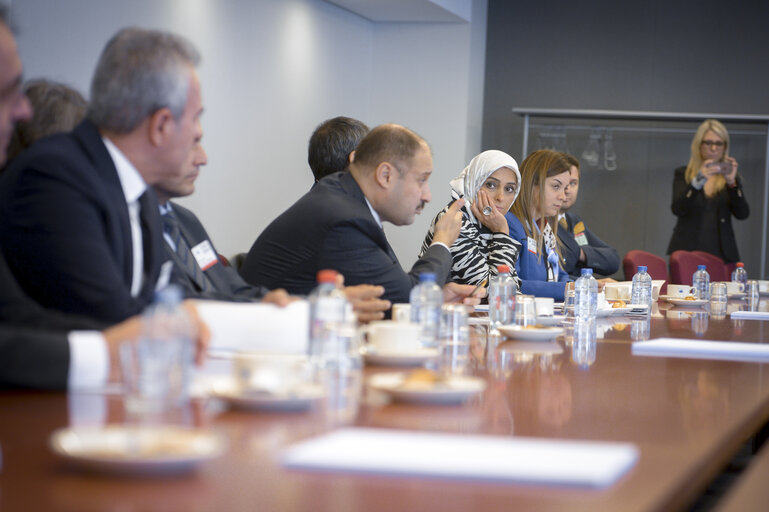 Fotogrāfija 8: Manolis KEFALOGIANNIS meets with a delegation of Turkey.