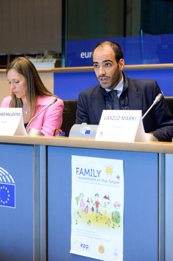 Valokuva 4: European Youth Workshop and Conference: ' Family - Investment in the future '