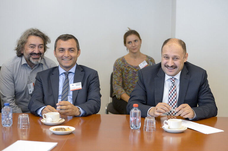 Foto 4: Manolis KEFALOGIANNIS meets with a delegation of Turkey.