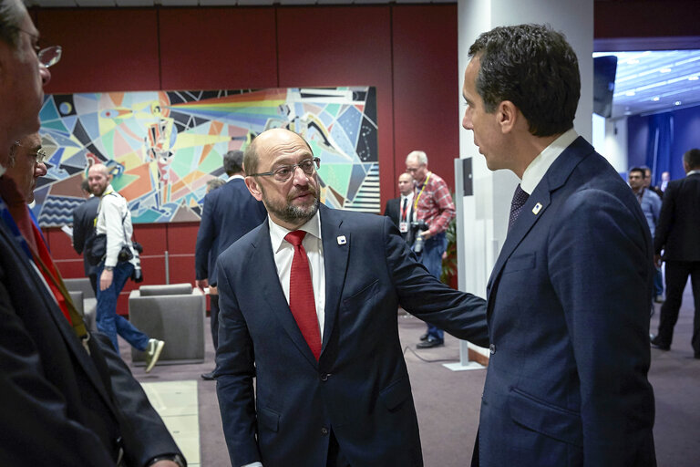 Fotagrafa 1: EP President takes part in the European Council meeting - Family picture