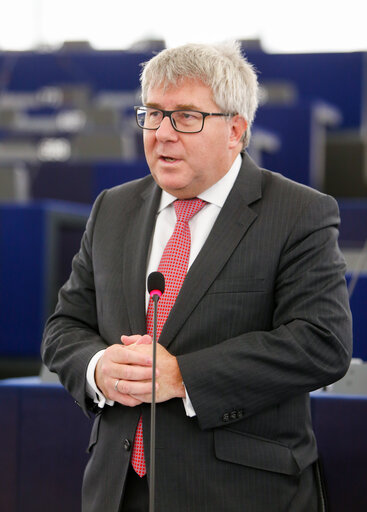 Photo 28: Plenary session week 40 2016 in Strasbourg - Preparation of the European Council meeting of 20 and 21 October 2016. Council and Commission statements