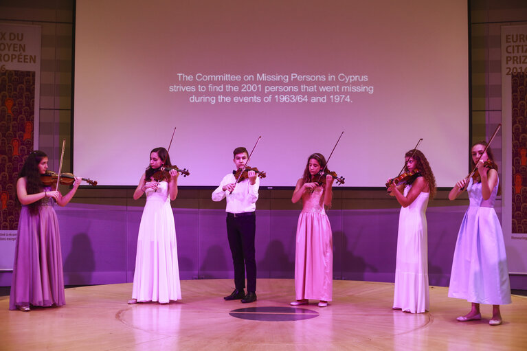 Suriet 12: ' The missing lives of Cyprus ' Concert - Beneath the Carob Trees