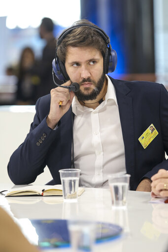 Photo 9 : Euranet plus debate - Citizen's corner