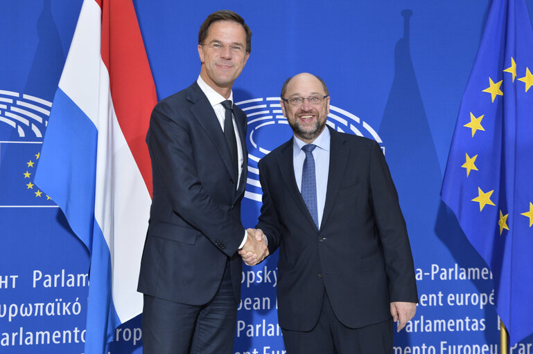 Fotó 3: Official visit of Dutch Prime Minister to the European Parliament in Strasbourg. Martin SCHULZ - EP President welcomes Mark RUTTE - Dutch Prime Minister