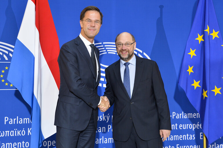 Fotó 4: Official visit of Dutch Prime Minister to the European Parliament in Strasbourg. Martin SCHULZ - EP President welcomes Mark RUTTE - Dutch Prime Minister