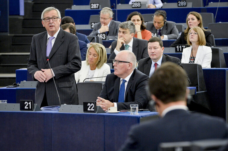 Foto 19: Official visit of Dutch Prime Minister to the European Parliament in Strasbourg. Review of the Dutch Presidency.