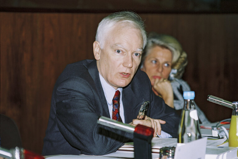 Fotografija 12: Meeting of the Subcommittee on Monetary Affairs