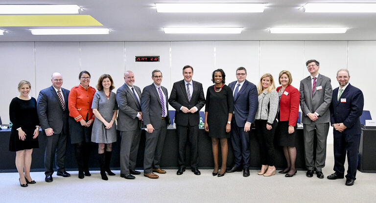 Fotografie 1: Meeting of High-level US Congressional staff
