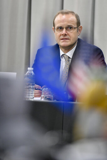 Fotografie 8: Meeting of High-level US Congressional staff