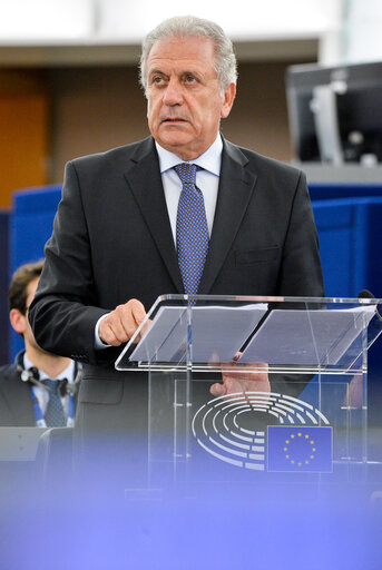 Photo 5 : Dimitris AVRAMOPOULOS in plenary session week 43 2016 in Strasbourg  Debate ' Afghanistan, notably EU commitments and the EP role on the EU-Afghanistan Joint Way Forward on migration issues on Afghanistan general and Joint way forward '