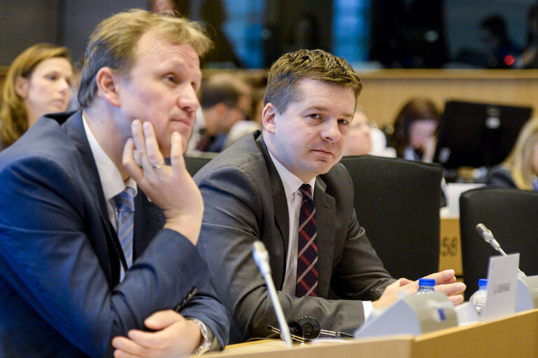 Valokuva 8: Committee of Inquiry into Emission Measurements in the Automotive Sector (EMIS)Hearing of the German Federal Minister of Transport and Digital Infrastructure