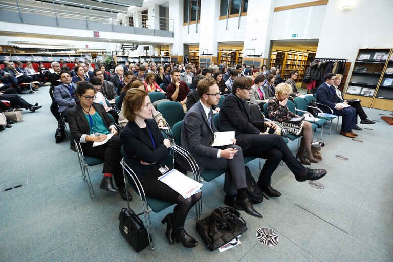 Foto 1: EPRS Policy Roundtable: ' The EU's Global Strategy: from Vision to Action '