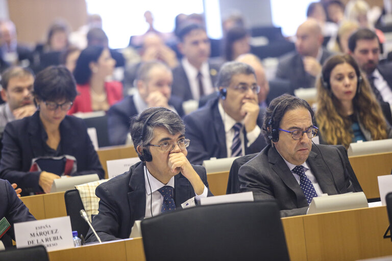 Fotografija 8: LIBE - Interparliamentary Committee meeting European Parliament - National Parliaments : 'A holistic approach to migration '