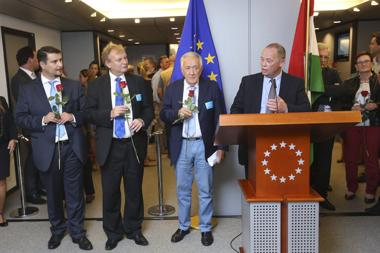 Fotó 3: Inauguration of the statue Gyula HORN - Former Prime Minster of Hungary