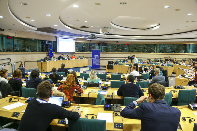 Foto 2: What will we be eating in 2025 ?  EP seminar on Novel foods.