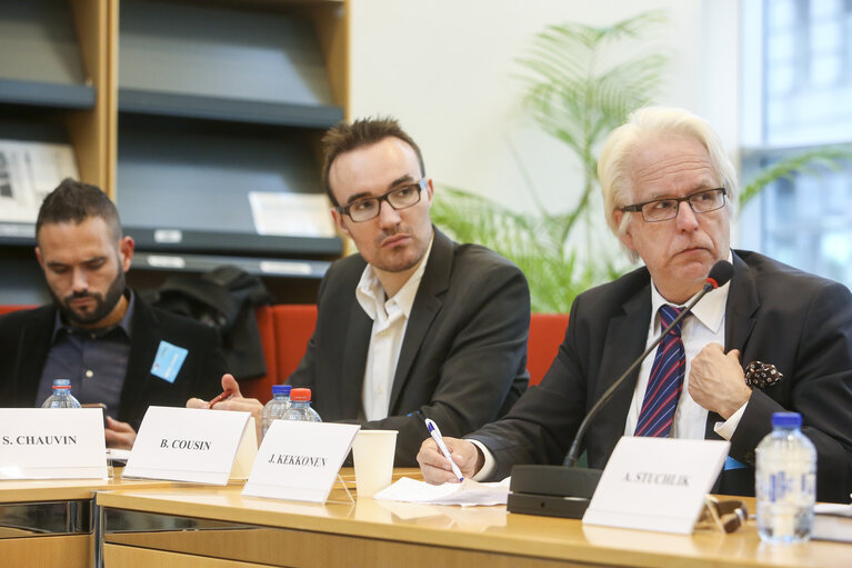 Foto 14: EPRS - roundtable : ' INEQUALITIES IN EUROPE '