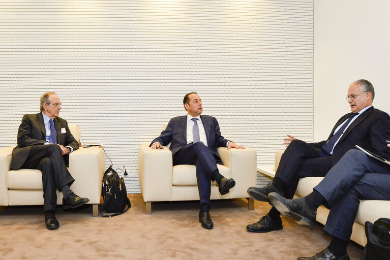 Fotografie 2: Gianni PITTELLA meets with Pier Carlo PADOAN, Minister of Finance of Italy