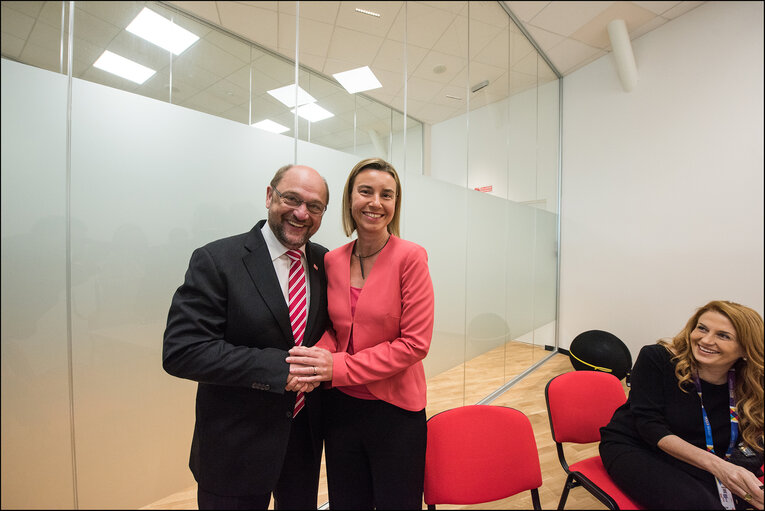 Снимка 45: Martin SCHULZ - EP President and Federica MOGHERINI, High Representative of the Union for Foreign Affairs and Security Policy take partin Citizens' Dialogue at Expo Milan and inaugurate EU Pavilion on the Europe Day