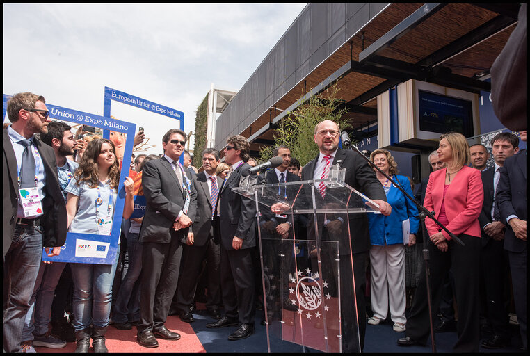 Снимка 23: EP President and High Representative of the Union for Foreign Affairs and Security Policy take partin Citizens' Dialogue at Expo Milan and inaugurate EU Pavilion on the Europe Day