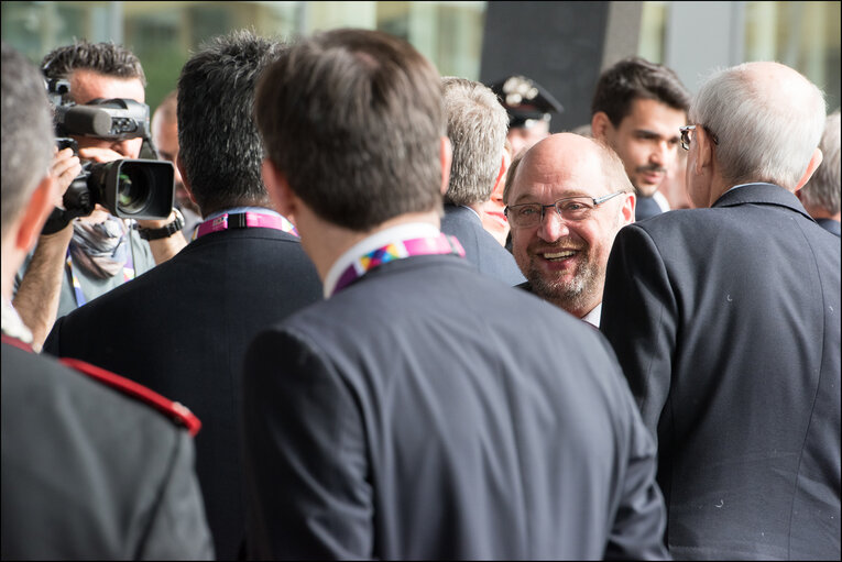 Снимка 48: Martin SCHULZ - EP President and High Representative of the Union for Foreign Affairs and Security Policy take partin Citizens' Dialogue at Expo Milan and inaugurate EU Pavilion on the Europe Day