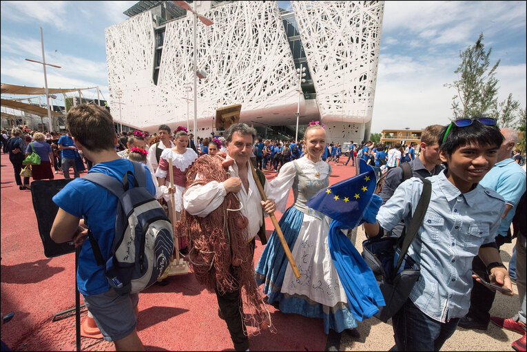 EP President and High Representative of the Union for Foreign Affairs and Security Policy take partin Citizens' Dialogue at Expo Milan and inaugurate EU Pavilion on the Europe Day